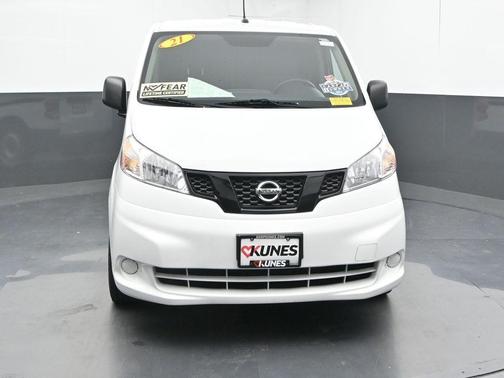 2021 Nissan NV200 S