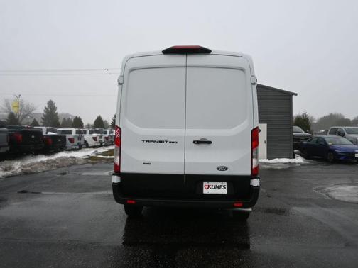 2026 Ford Transit-250 148 WB Medium Roof Cargo
