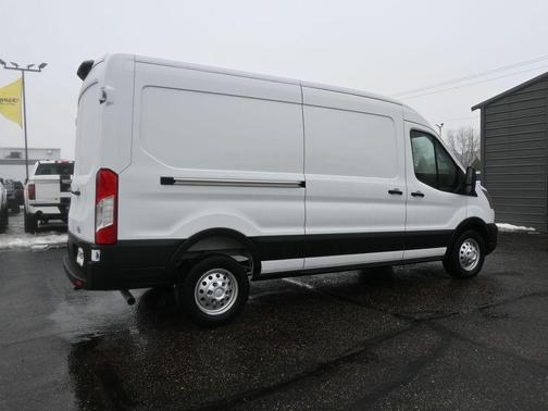 2026 Ford Transit-250 148 WB Medium Roof Cargo