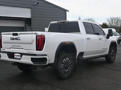 2024 GMC Sierra 3500 Denali Ultimate