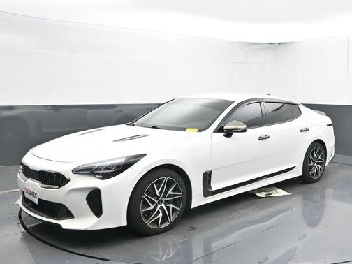 2023 Kia Stinger GT-Line