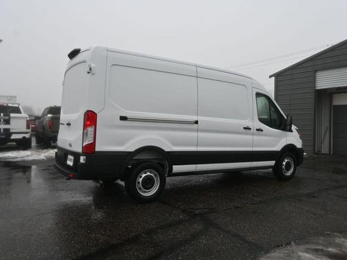 2026 Ford Transit-250 148 WB Medium Roof Cargo