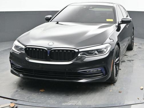 Black Sapphire Metallic 2017 BMW 540 i xDrive