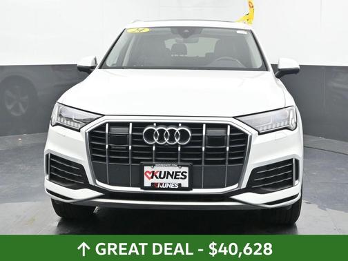 2024 Audi Q7 45 Premium Plus