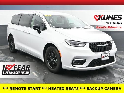 2024 Chrysler Pacifica Touring-L