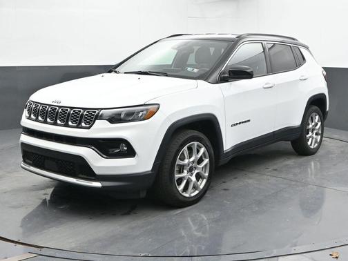 Bright White Clearcoat 2025 Jeep Compass Limited