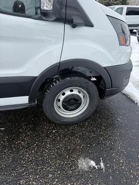 2026 Ford Transit-250 148 WB Medium Roof Cargo