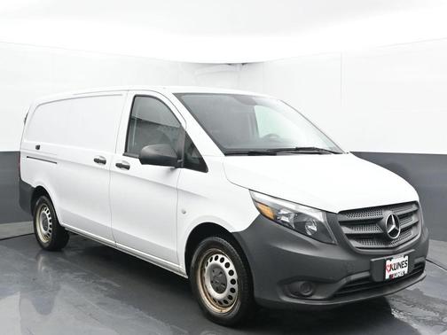 2020 Mercedes-Benz Metris Base