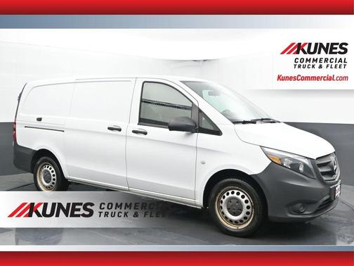 2020 Mercedes-Benz Metris Base