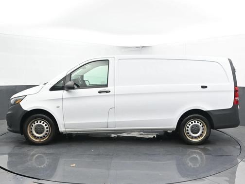 2020 Mercedes-Benz Metris Base