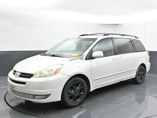 2005 Toyota Sienna 