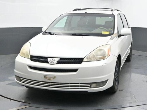 2005 Toyota Sienna 