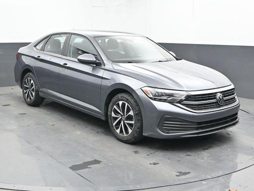 Platinum Gray Metallic 2024 Volkswagen Jetta 1.5T S