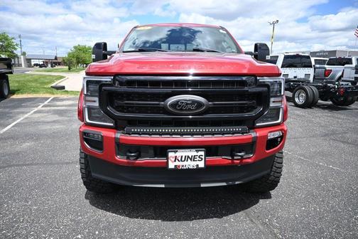 Rapid Red Metallic Tinted Clearcoat 2021 Ford F-250 Lariat