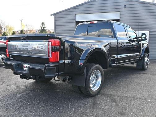 2024 Ford F-450 Platinum