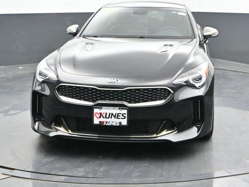 2020 Kia Stinger GT-Line