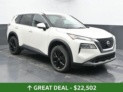 White 2023 Nissan Rogue SV