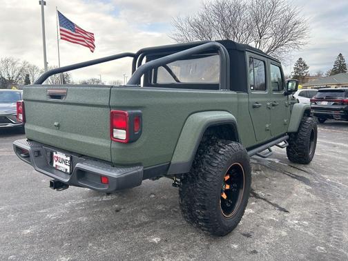 Sting Gray Clearcoat 2021 Jeep Gladiator Sport