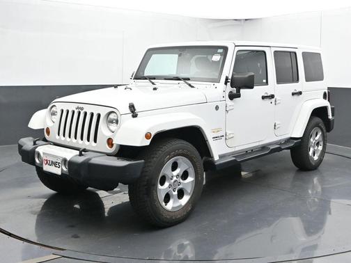 2013 Jeep Wrangler Unlimited Sahara