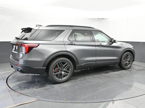 Carbonized Gray Metallic 2026 Ford Explorer ST