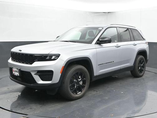 2024 Jeep Grand Cherokee Laredo