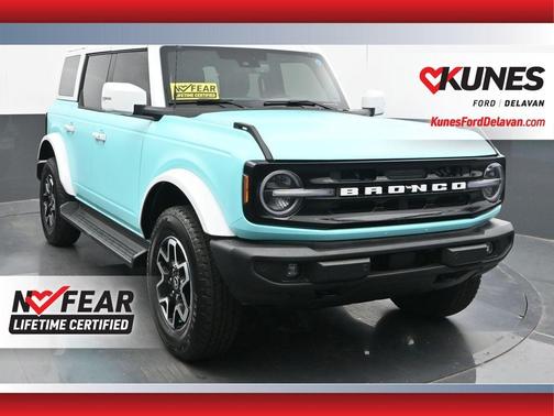 2025 Ford Bronco Outer Banks