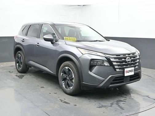 Gun Metallic 2025 Nissan Rogue SV