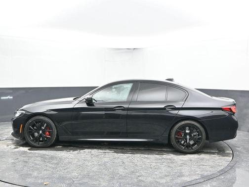 2022 BMW M550 i xDrive