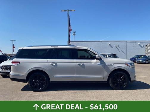 2023 Lincoln Navigator L Reserve