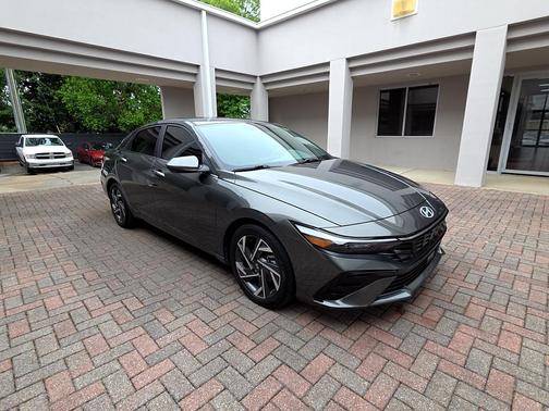 Amazon Gray 2024 Hyundai ELANTRA SEL