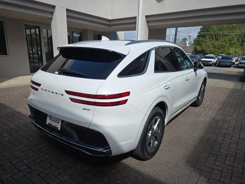 2026 Genesis GV70 2.5T Select