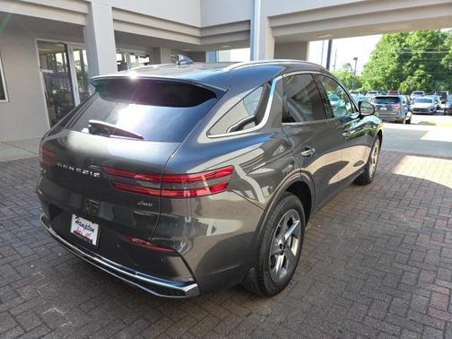 2026 Genesis GV70 2.5T Select