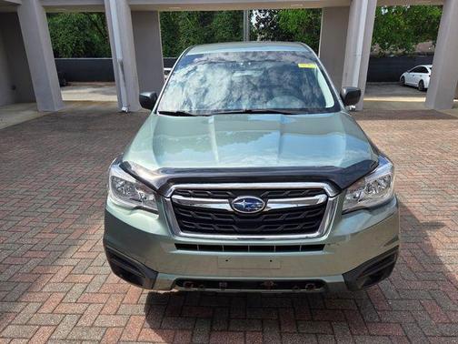 Jasmine Green Metallic 2017 Subaru Forester 2.5i