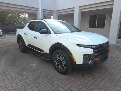 Atlas White 2026 Hyundai SANTA CRUZ XRT