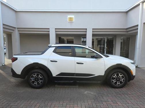 Atlas White 2026 Hyundai SANTA CRUZ XRT