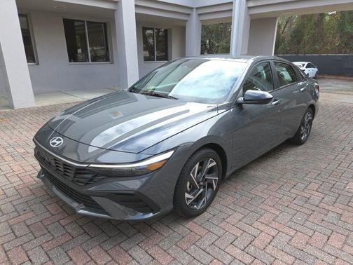 Ecotronic Gray 2025 Hyundai ELANTRA Sport