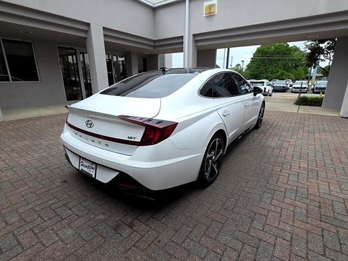 Serenity White Pearl 2023 Hyundai SONATA SEL Plus
