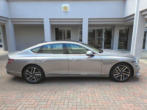 2026 Genesis G80 2.5T Advanced