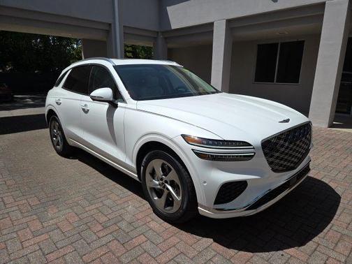 Uyuni White 2026 Genesis GV70 2.5T Advanced