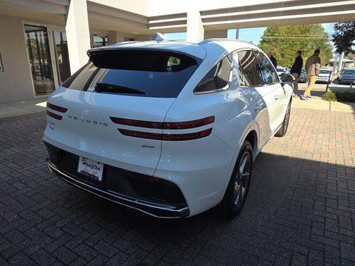 2026 Genesis GV70 2.5T Select