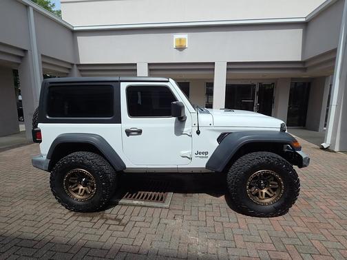 Bright White Clearcoat 2019 Jeep Wrangler Sport