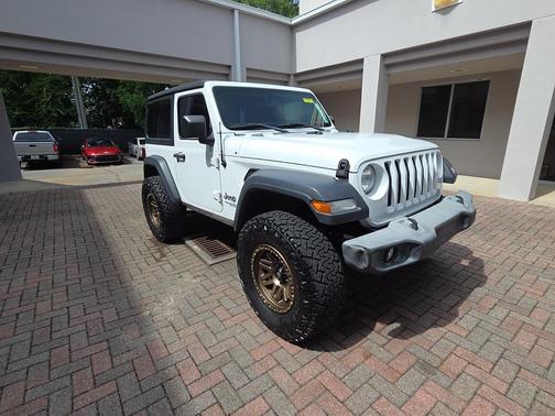 Bright White Clearcoat 2019 Jeep Wrangler Sport
