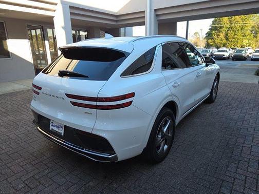 Uyuni White 2026 Genesis GV70 2.5T Advanced