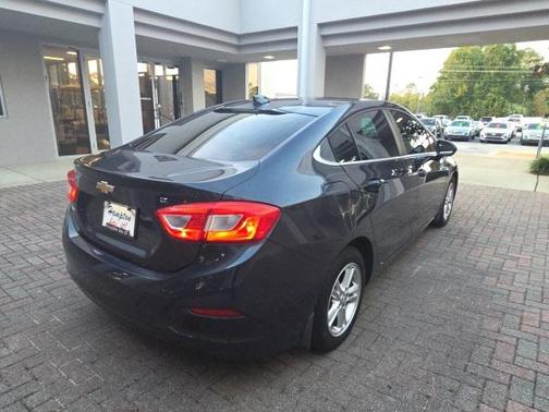 2016 Chevrolet Cruze LT Auto