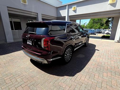 Sierra Burgundy 2024 Hyundai PALISADE Calligraphy