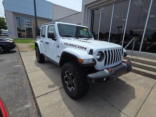 Bright White Clearcoat 2023 Jeep Wrangler Rubicon