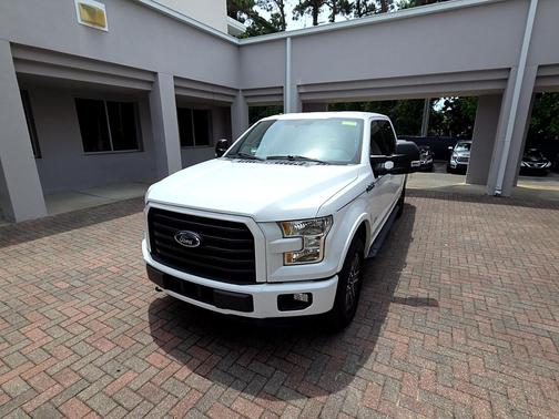 Oxford White 2015 Ford F-150 XLT