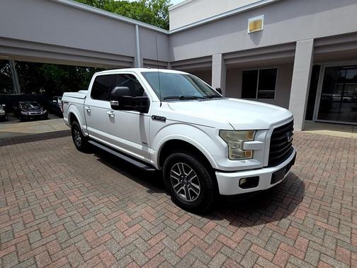 Oxford White 2015 Ford F-150 XLT