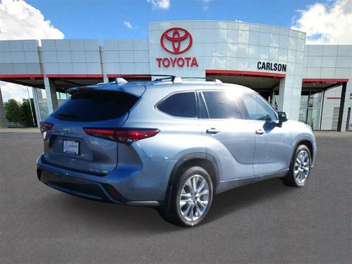 2022 Toyota Highlander Limited