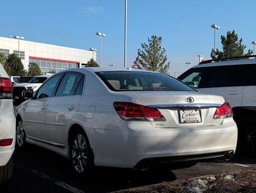 Blizzard Pearl 2011 Toyota Avalon Base